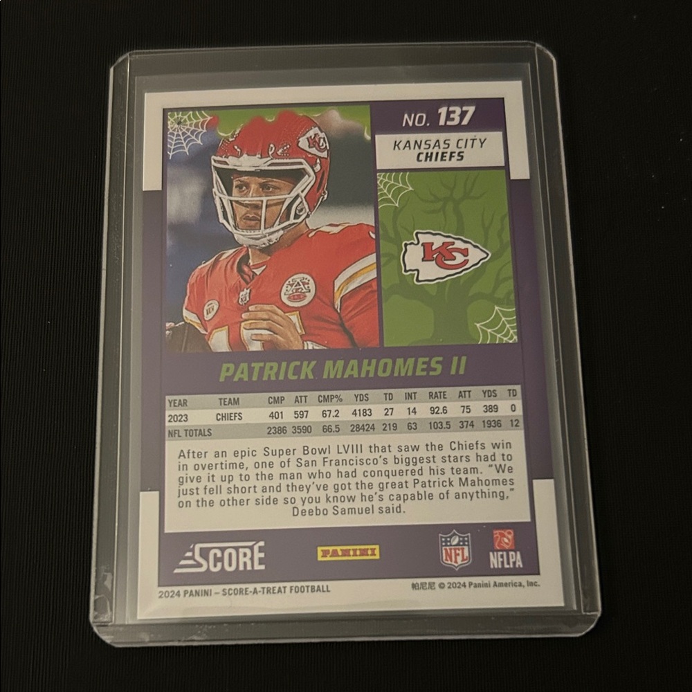 2024 Panini Score-A-Treat - Patrick Mahomes II #137 Pumpkins - Picture 2 of 2